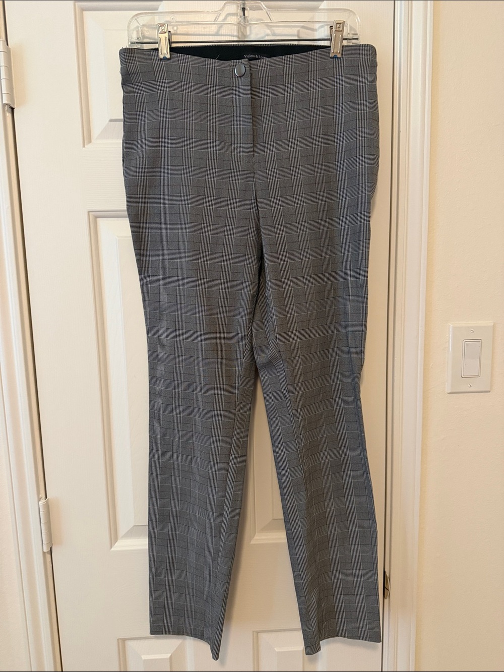 Women's Gray Plaid Straight-Leg Dress Pants